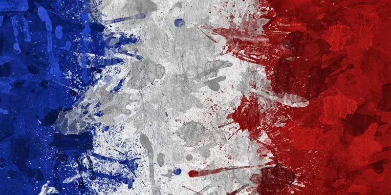 Французский флаг нарисованный кляксами